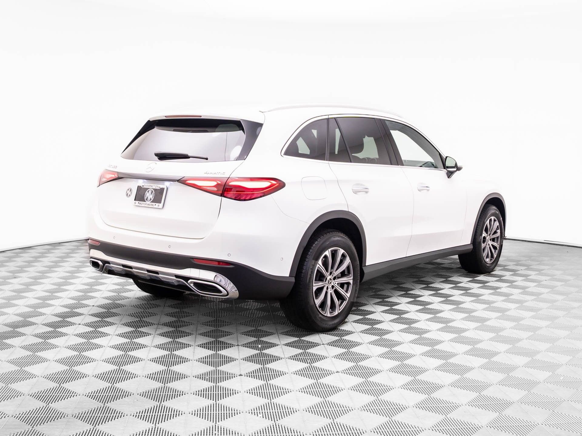 Certified 2025 Mercedes-Benz GLC 300 4MATIC image 6