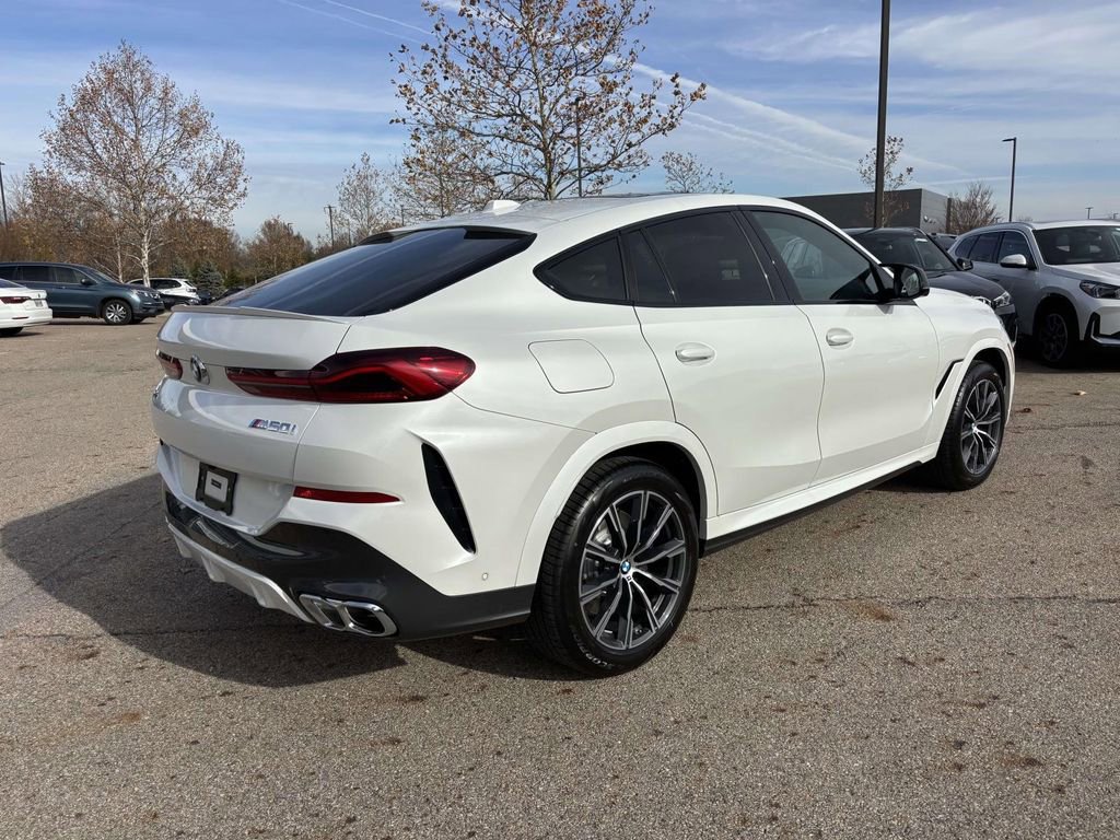 New 2026 BMW X6 M60i image 7
