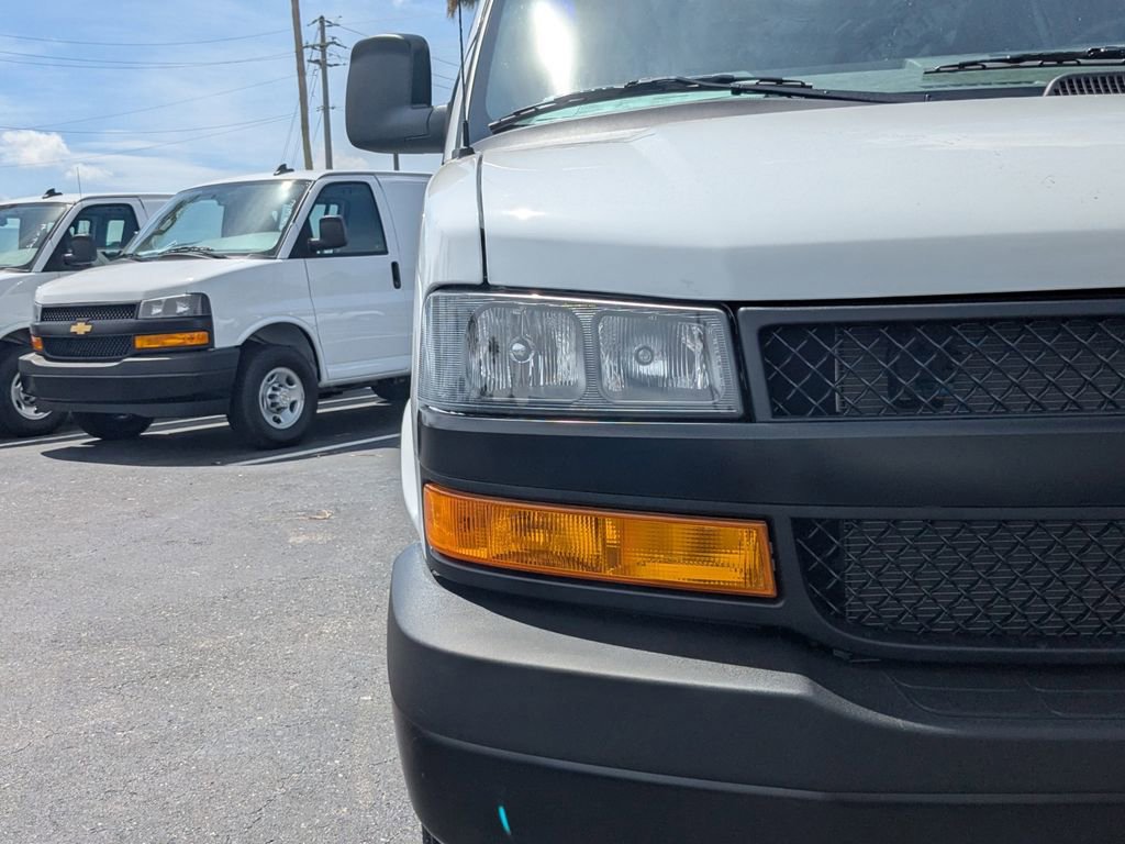 New 2025 Chevrolet Express 2500 w/ Driver Convenience Package image 10