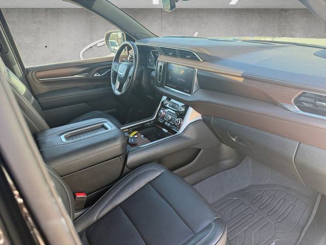 Used 2021 GMC Yukon Denali w/ Denali Ultimate Package image 24