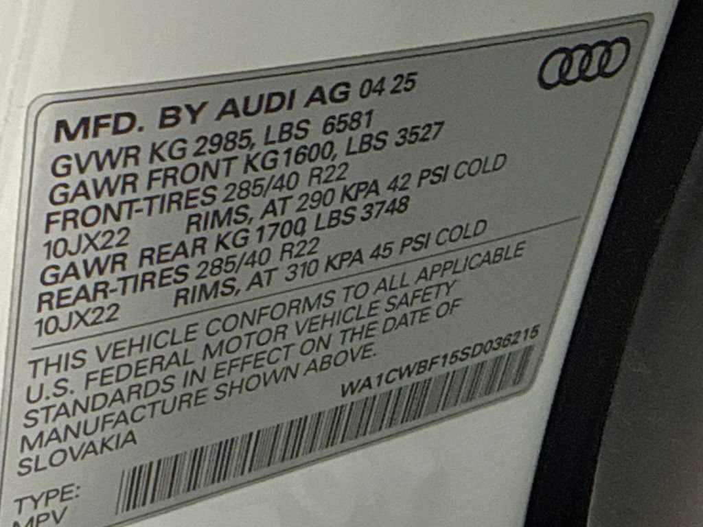 Certified 2025 Audi SQ8 Prestige AWD/4WD image 34