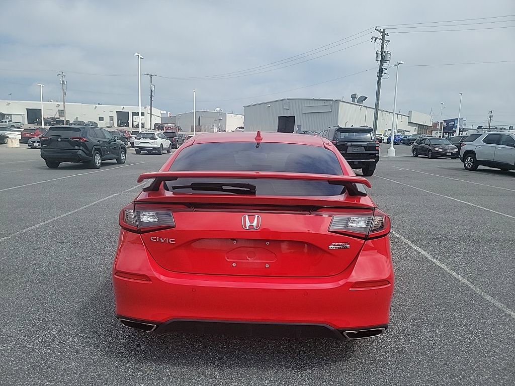 Used 2022 Honda Civic Sport Touring image 7