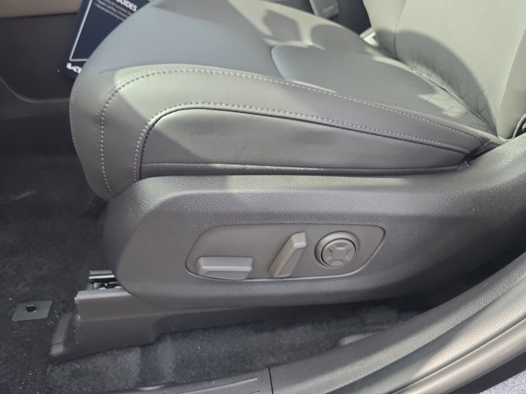 New 2026 Kia Carnival image 21