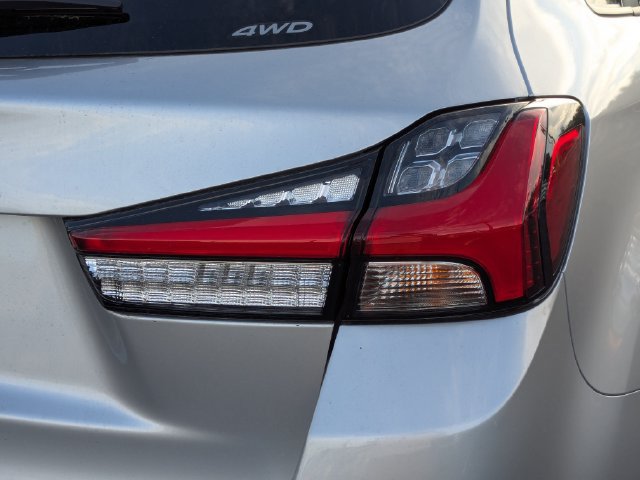 New 2027 Mitsubishi Outlander Sport ES AWD/4WD image 11