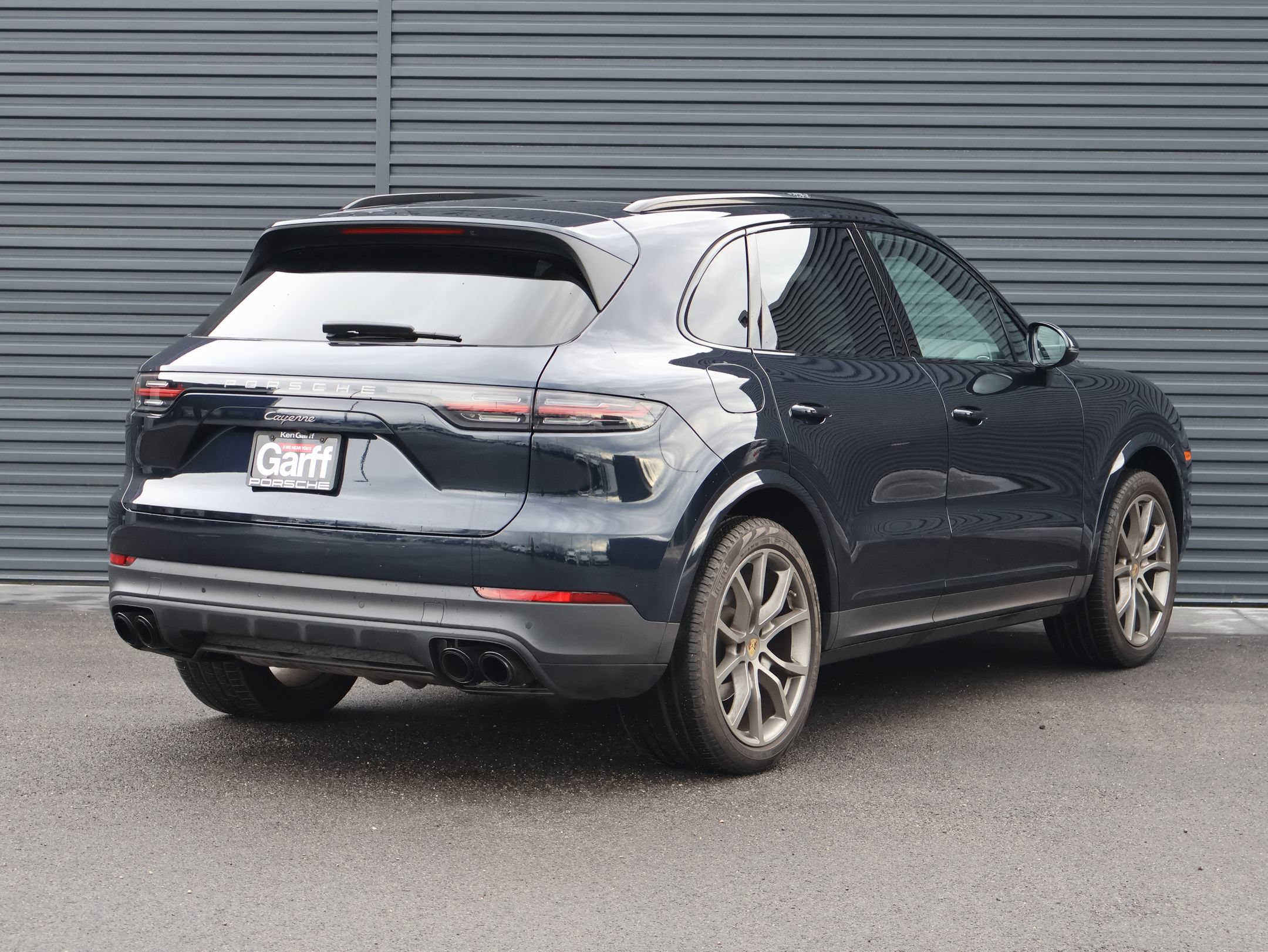 Certified 2023 Porsche Cayenne Platinum Edition AWD/4WD image 10
