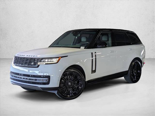 Used 2024 Land Rover Range Rover SE AWD/4WD image 2