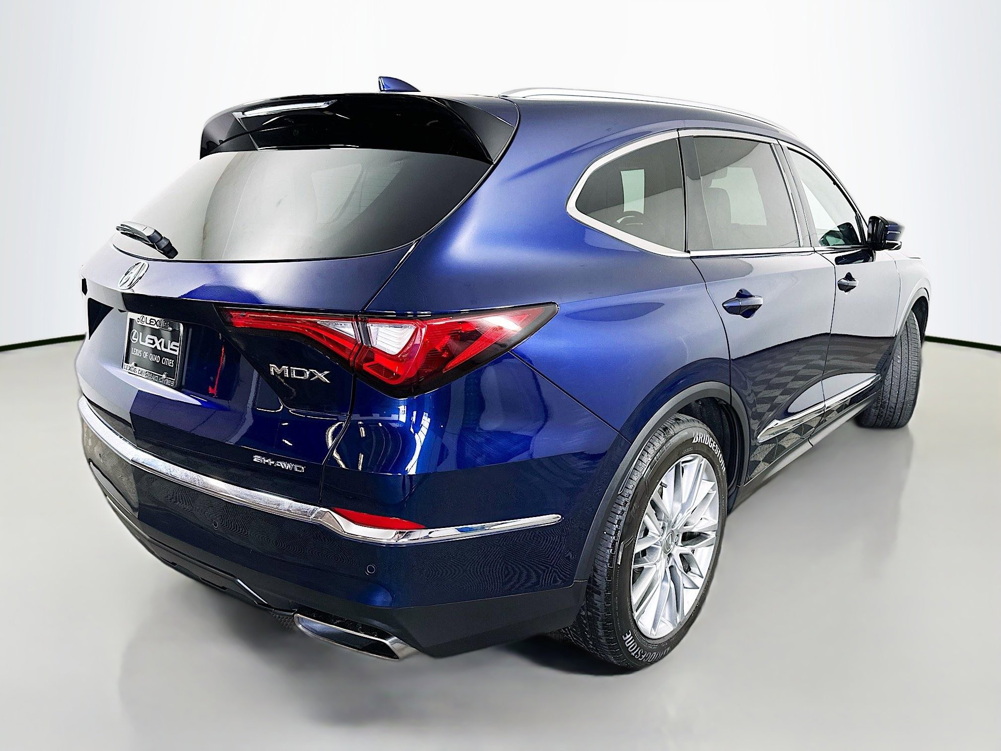 Used 2023 Acura MDX SH-AWD w/ Advance Package image 7