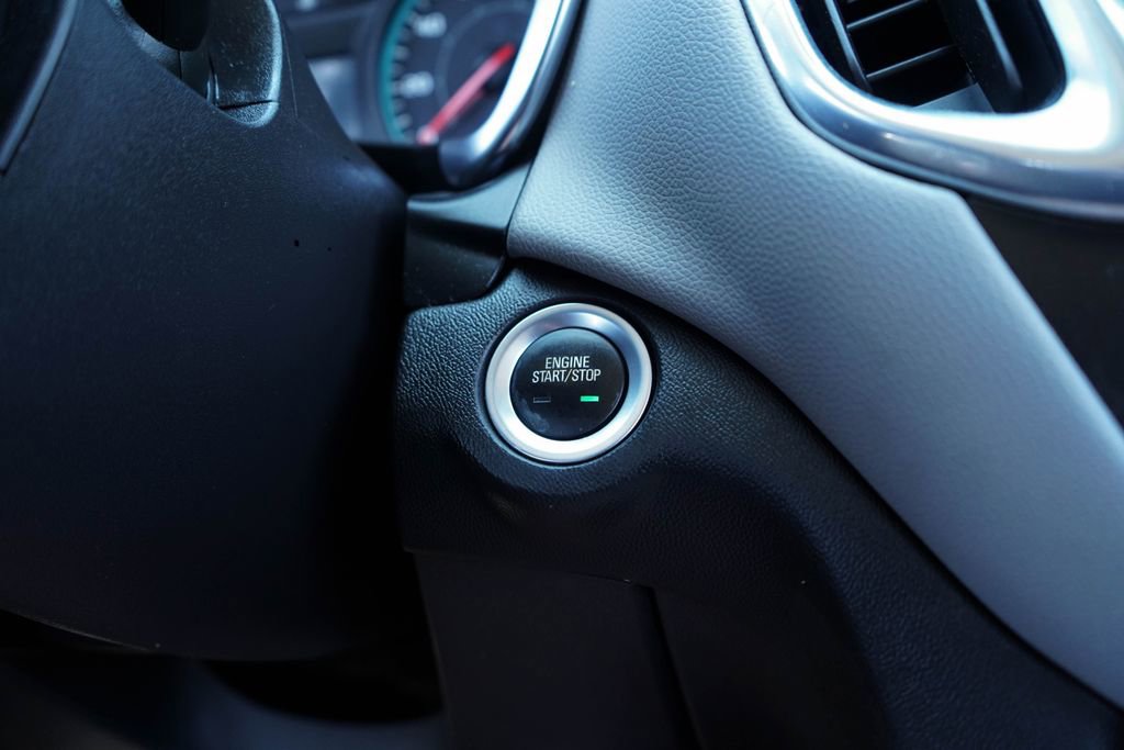 Used 2022 Chevrolet Equinox LS FWD image 26