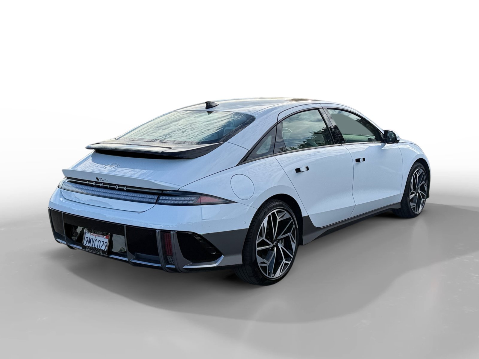 Used 2024 Hyundai Ioniq 6 Limited RWD image 5