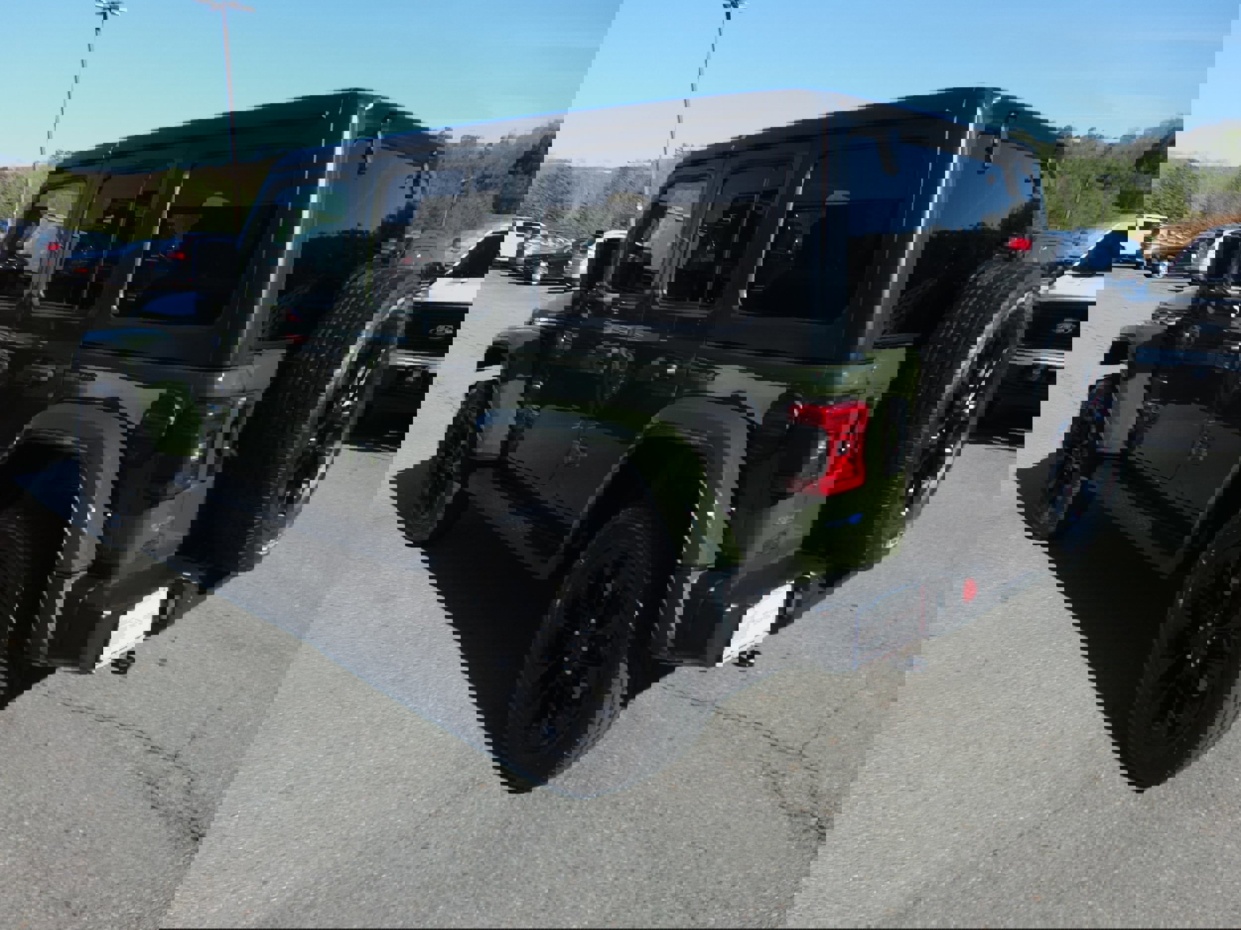 Used 2021 Jeep Wrangler Unlimited Sahara w/ Cold Weather Group image 5