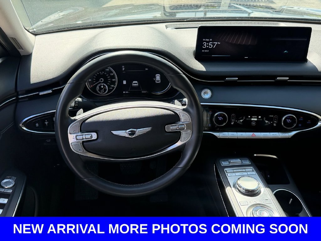 Used 2025 Genesis GV70 2.5T AWD/4WD image 12