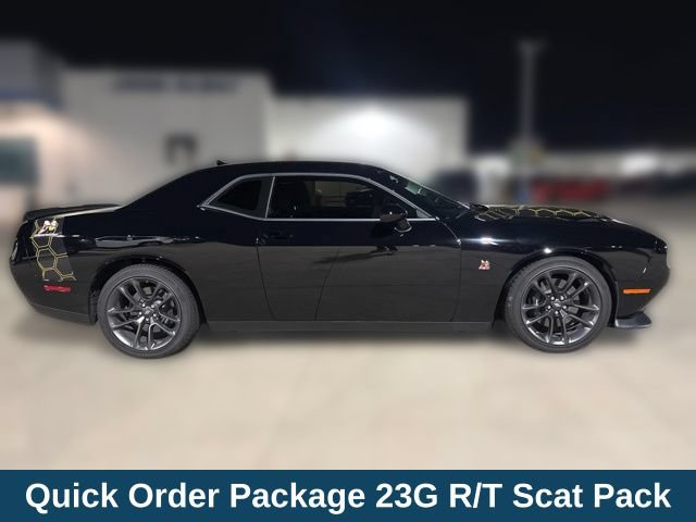Used 2022 Dodge Challenger R/T Scat Pack RWD image 6