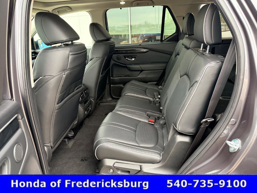 Certified 2025 Honda Pilot Elite image 34