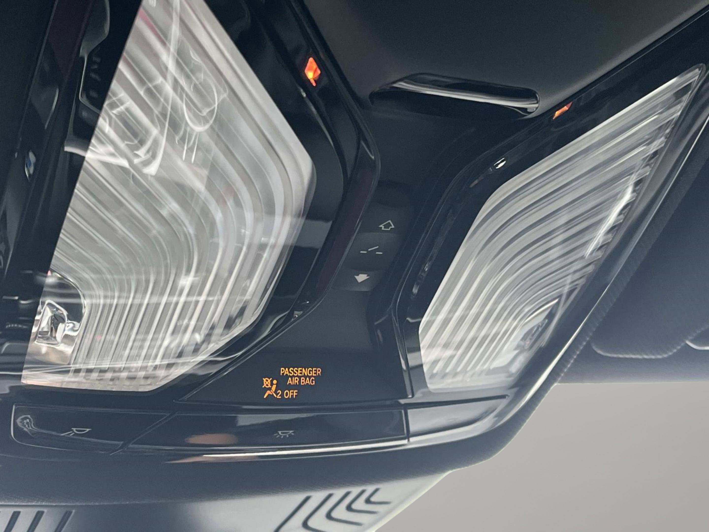 Used 2019 BMW 530i xDrive image 38