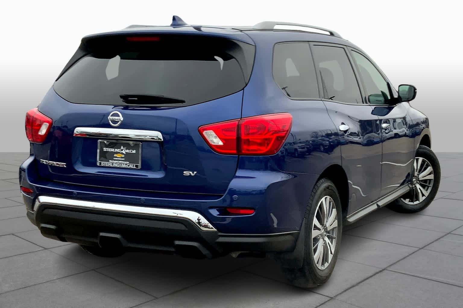 Used 2020 Nissan Pathfinder SV FWD image 12