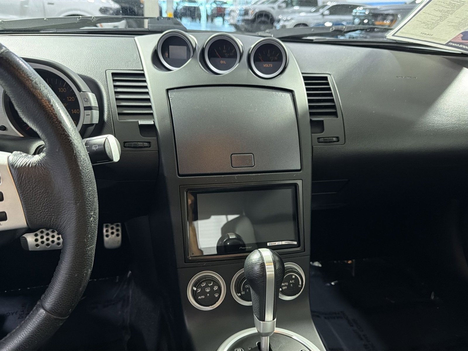 Used 2004 Nissan 350Z Touring w/ Aerodynamics Pkg RWD image 20