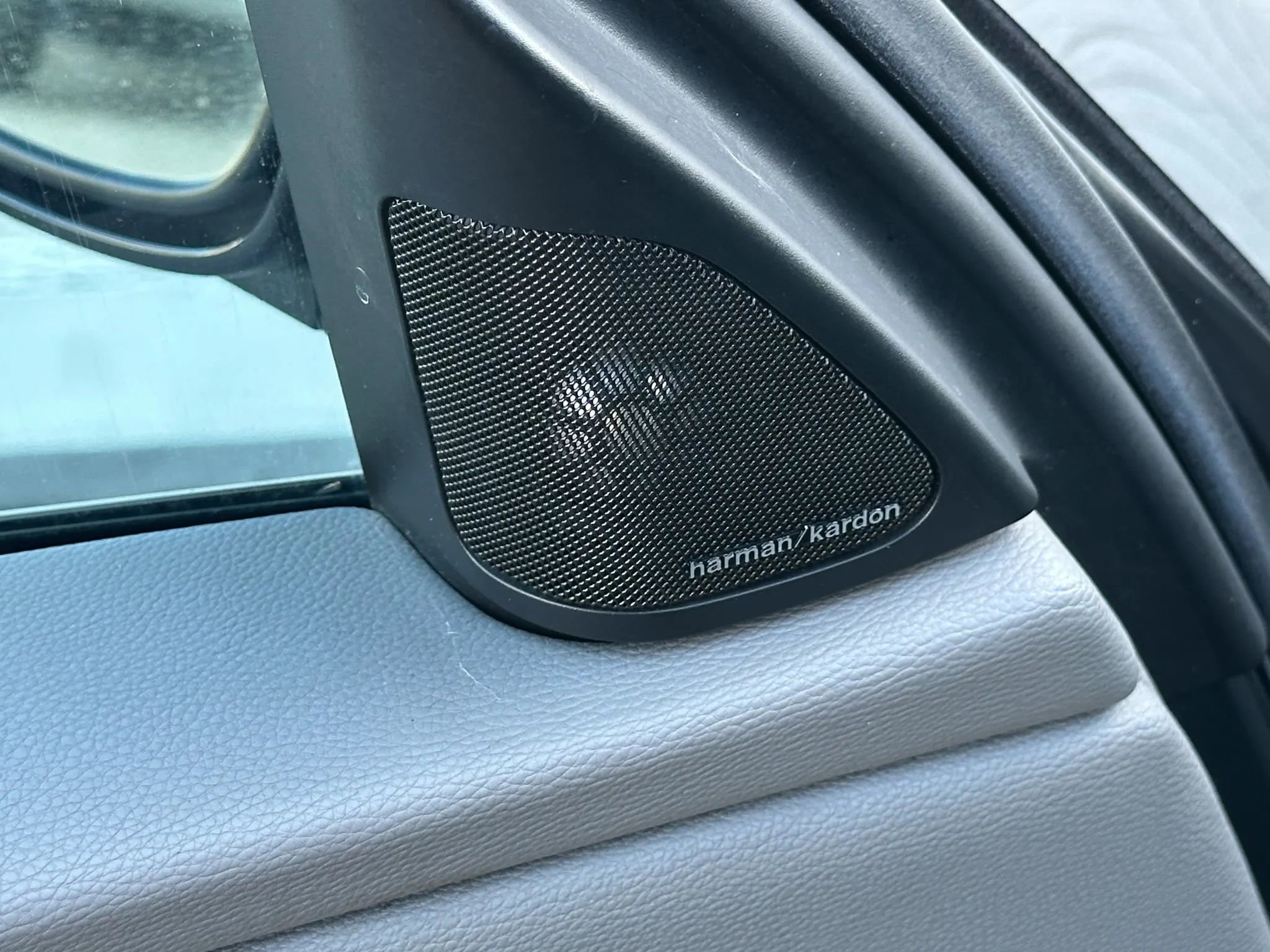 Used 2011 BMW 335d Sedan image 12