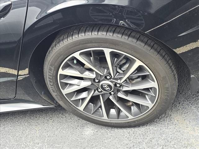Used 2020 Hyundai Sonata Limited FWD image 17
