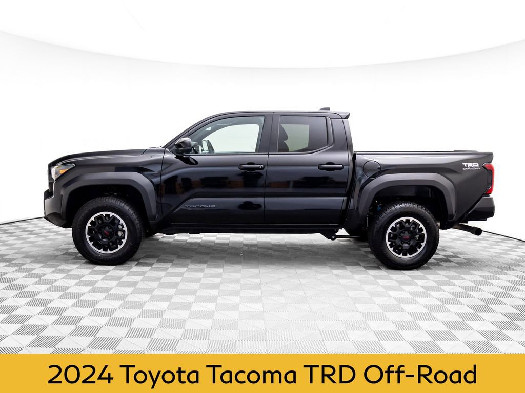 Used 2024 Toyota Tacoma TRD Off-Road image 2