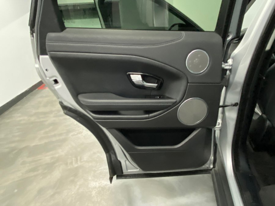 Used 2016 Land Rover Range Rover Evoque HSE Dynamic image 45