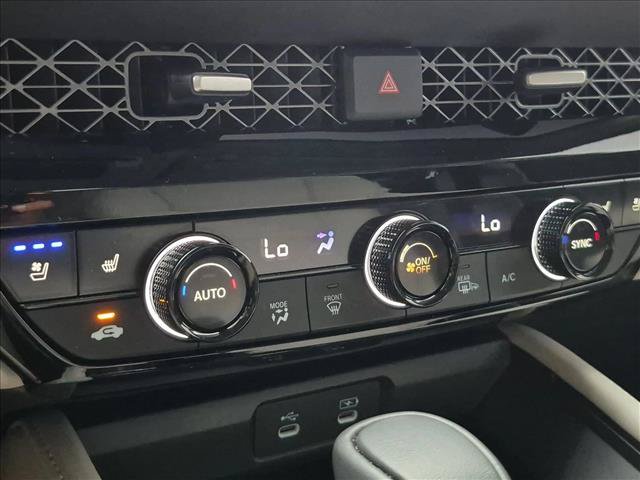 Used 2025 Honda Accord Touring image 9