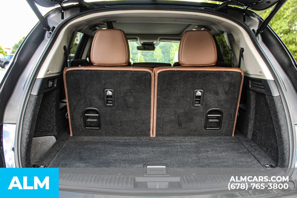 Used 2025 Acura MDX w/ Technology Package FWD image 18