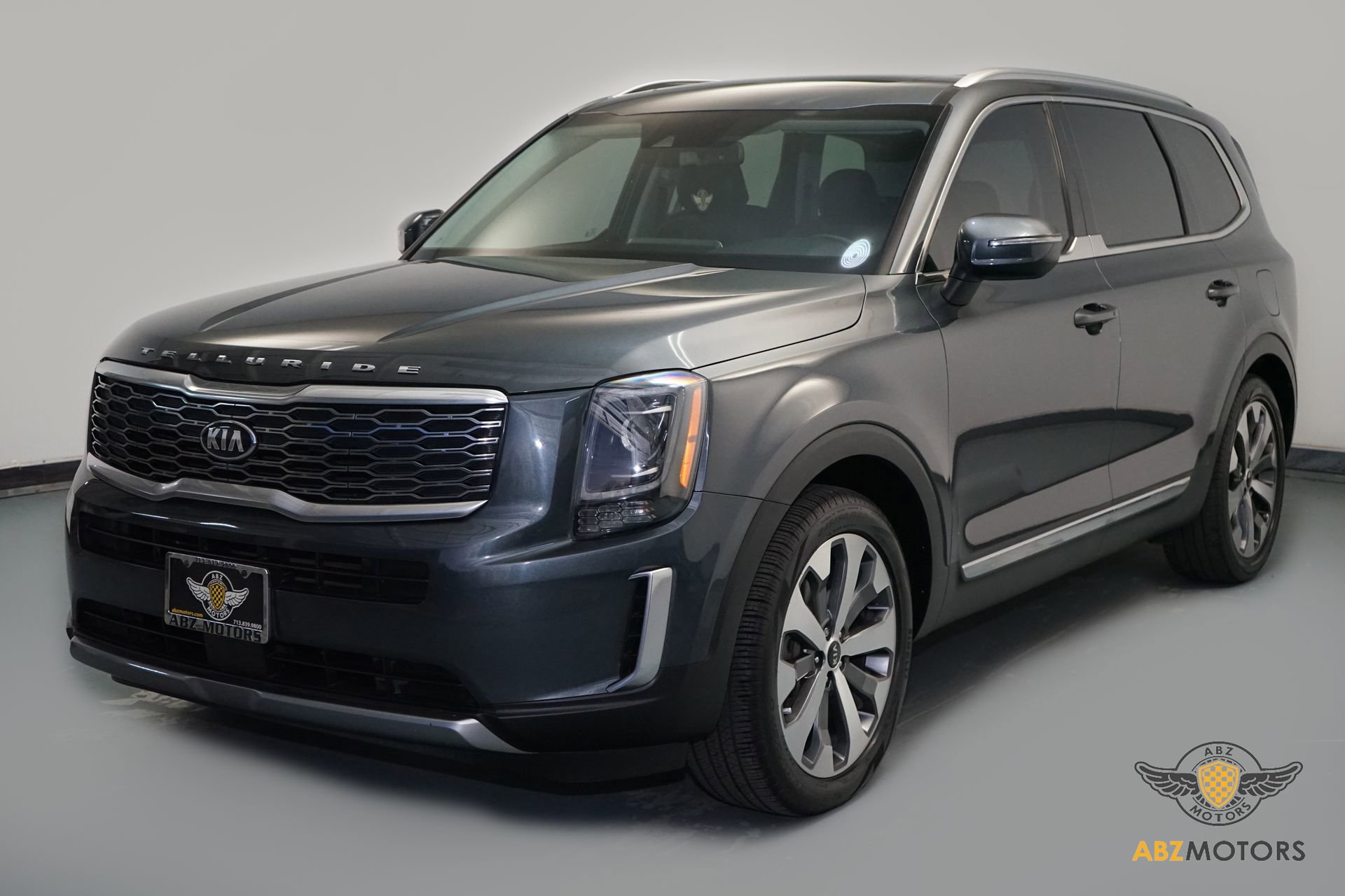 Used 2020 Kia Telluride EX w/ EX Premium Package image 3