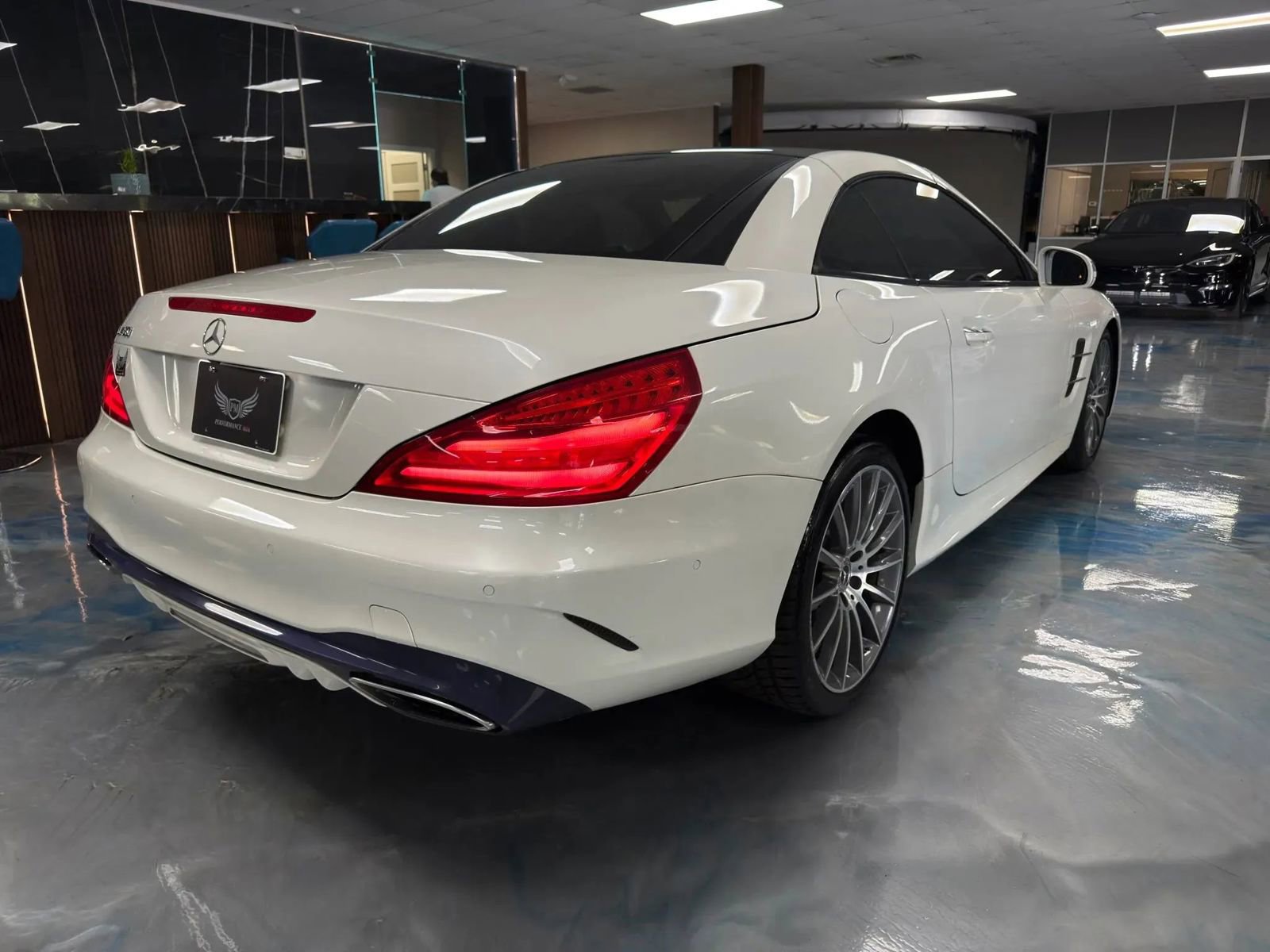Used 2017 Mercedes-Benz SL 450 image 7