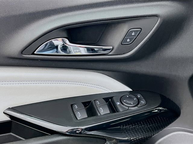 Used 2025 Chevrolet Trax LT image 9