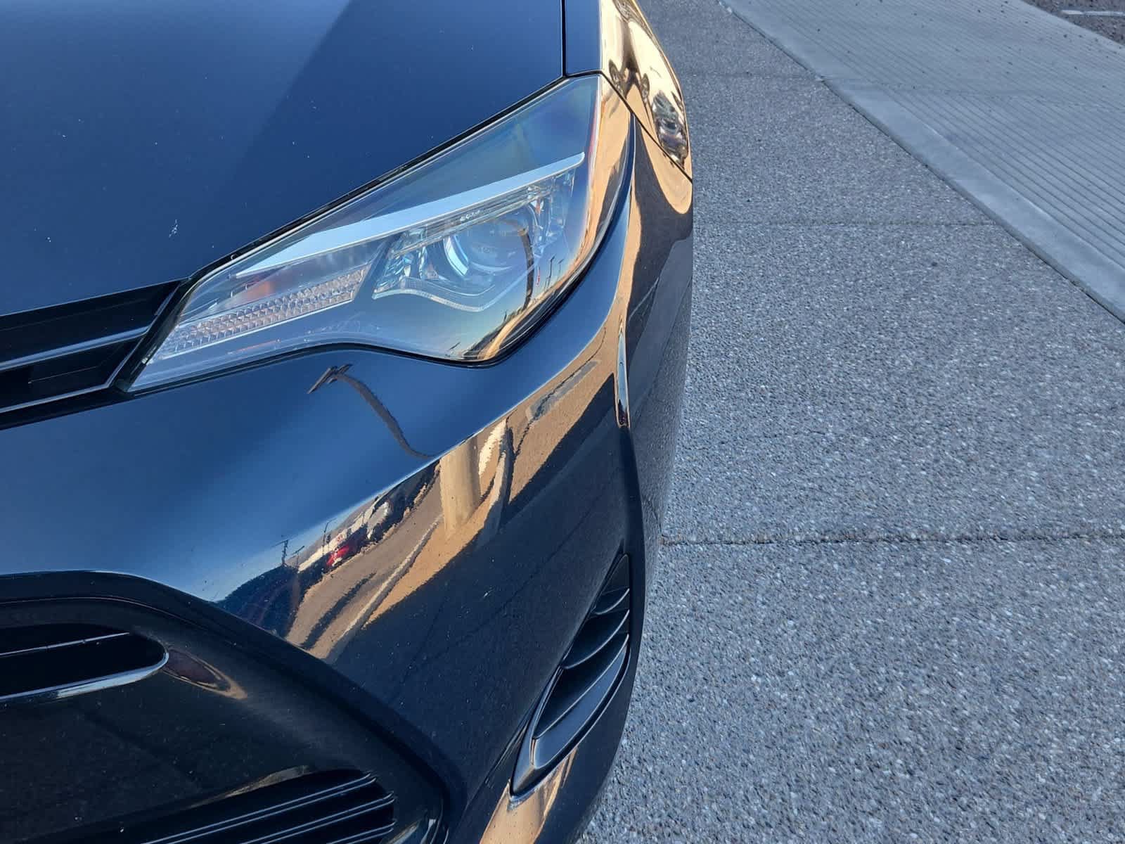 Used 2019 Toyota Corolla LE w/ Carpet Mat Package (TMS) FWD image 11