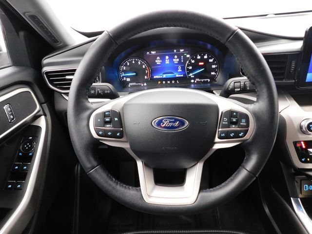 Used 2023 Ford Explorer XLT w/ Equipment Group 202A image 31