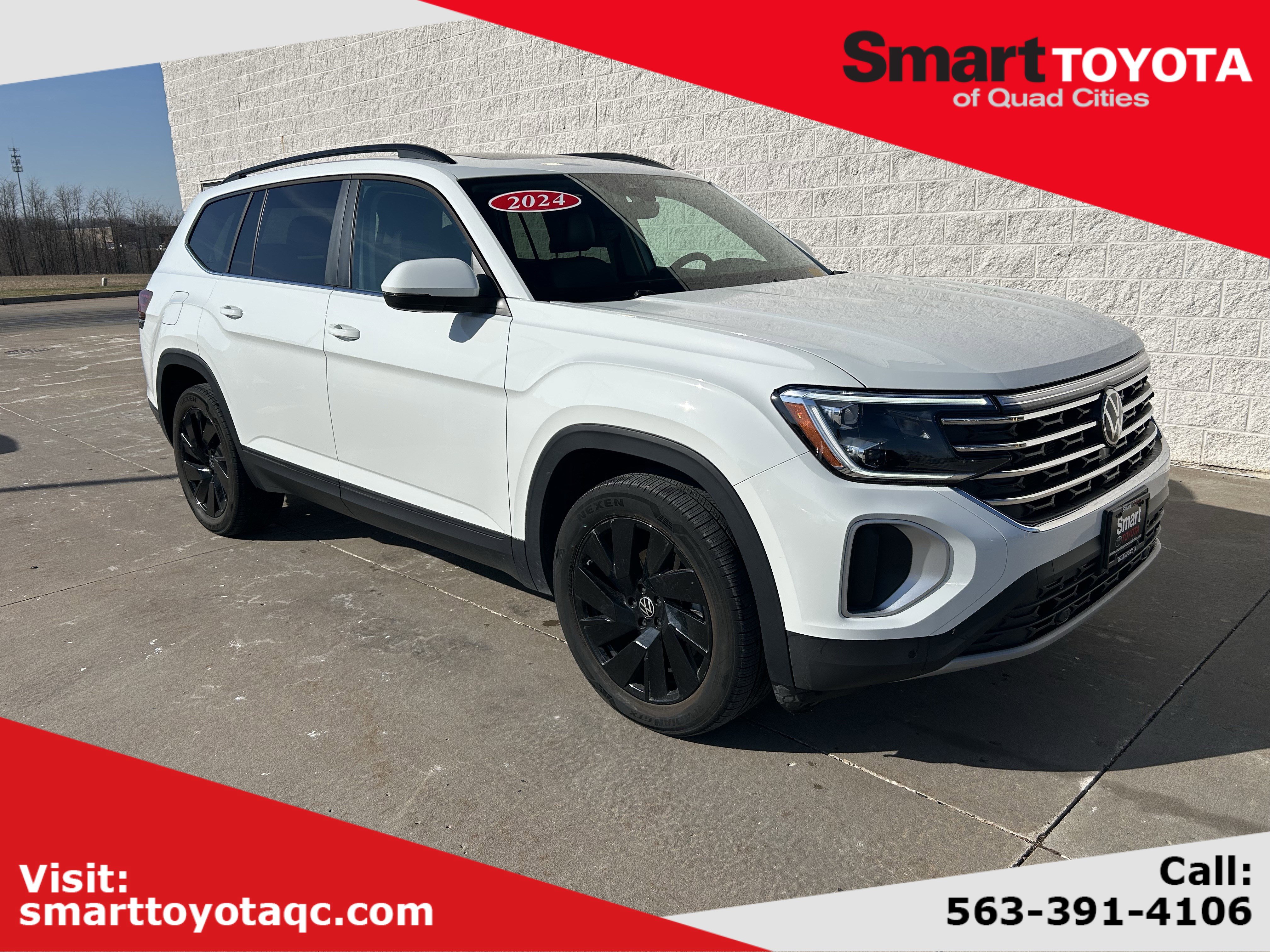 Used 2024 Volkswagen Atlas SE w/ Panoramic Sunroof Package image 1