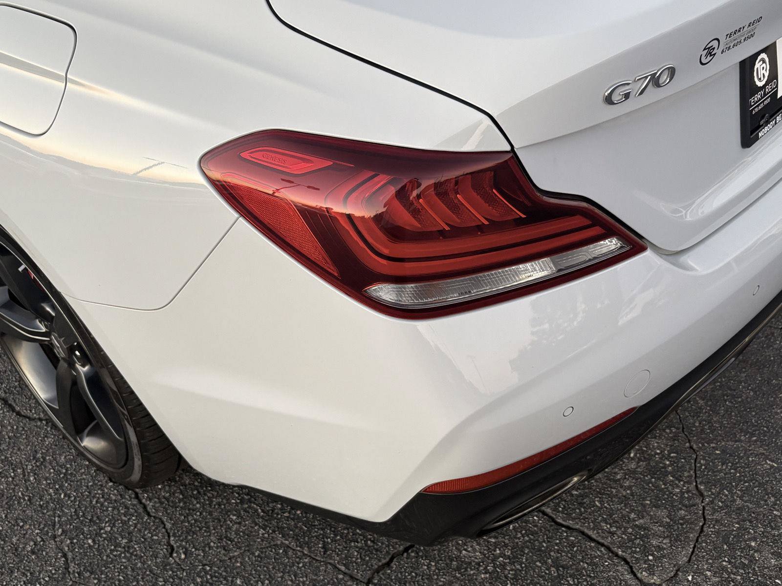 Used 2019 Genesis G70 3.3T image 12