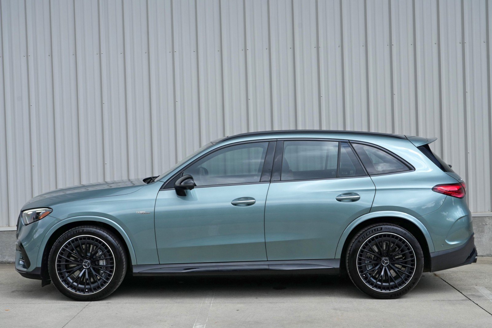 Used 2025 Mercedes-Benz GLC 43 AMG 4MATIC image 54