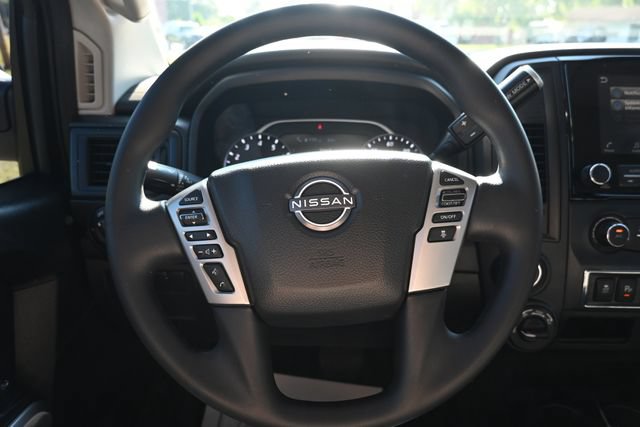 Used 2024 Nissan Titan SV AWD/4WD image 39