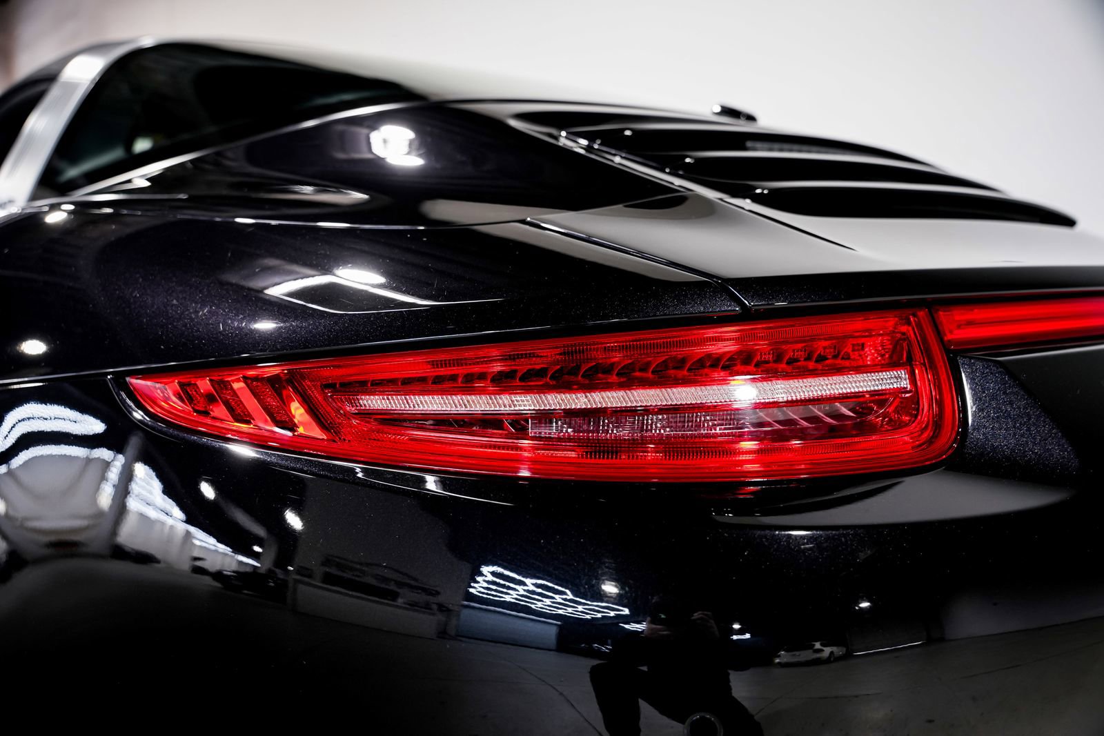 Used 2014 Porsche 911 Targa 4S AWD/4WD image 38