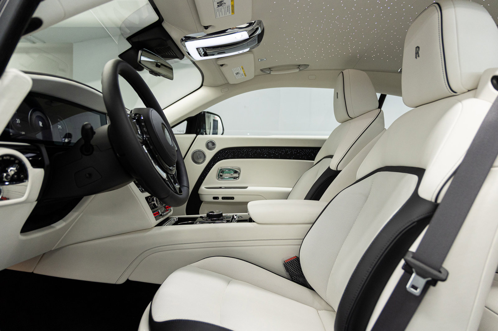 New 2026 Rolls-Royce Spectre image 29