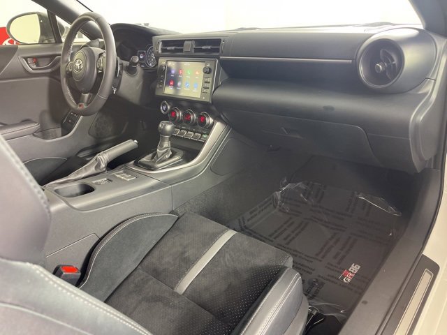 Used 2025 Toyota GR86 Premium image 27