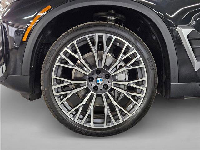 New 2026 BMW X5 sDrive40i w/ Climate Comfort Package image 9