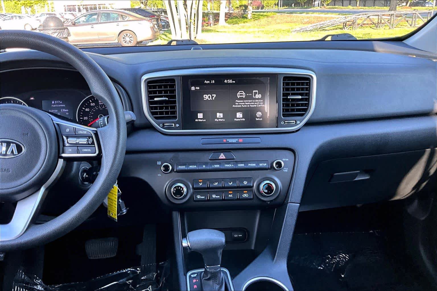 Used 2020 Kia Sportage LX image 7