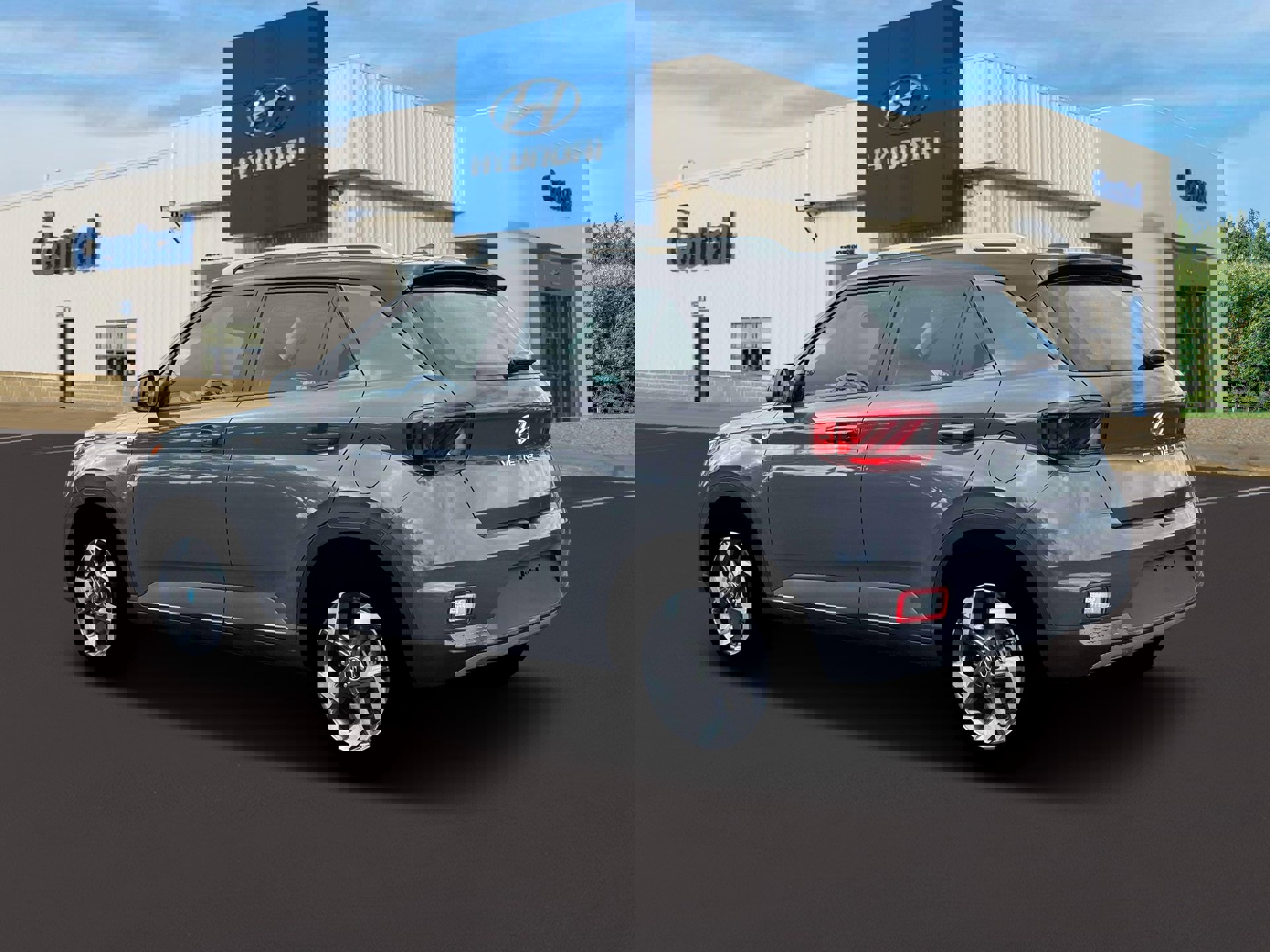 New 2026 Hyundai Venue SEL FWD image 4