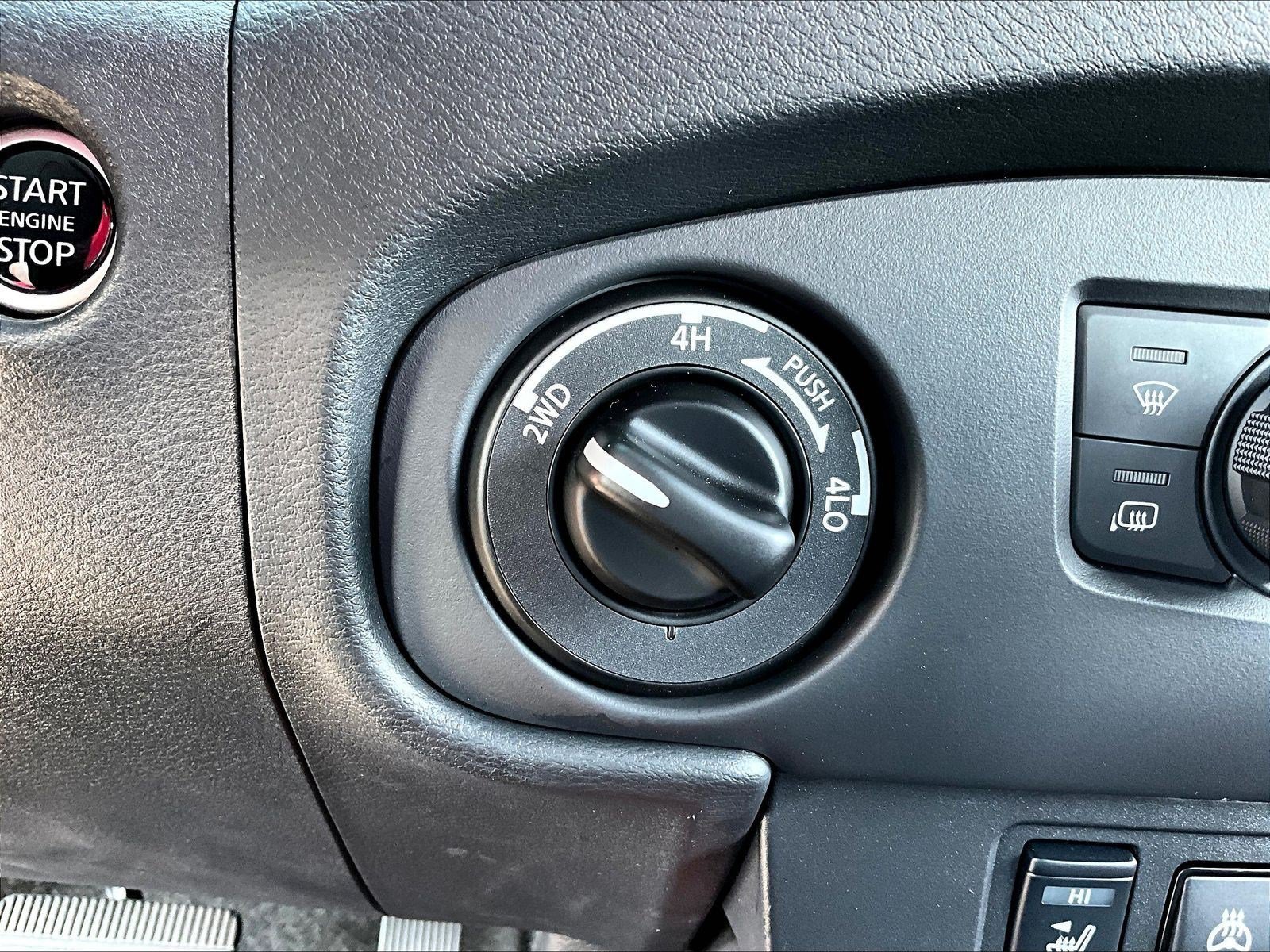 Used 2023 Nissan Frontier PRO-4X w/ Pro Convenience Package AWD/4WD image 39