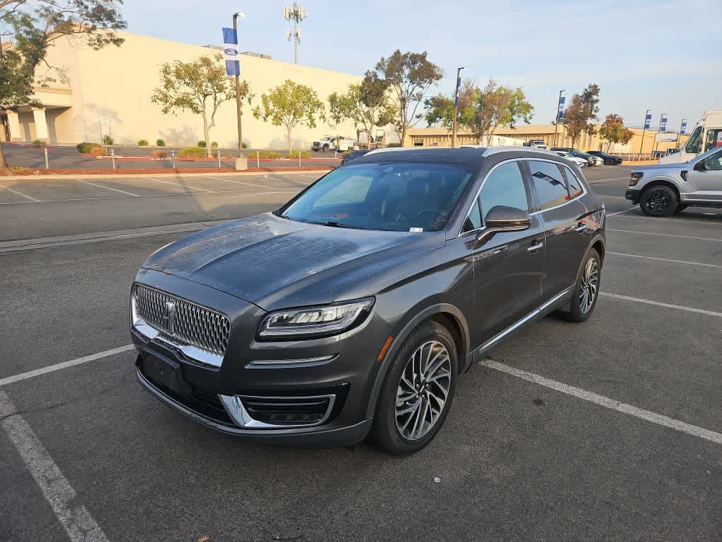 Used 2019 Lincoln Nautilus Reserve w/ Driver Assistance Package FWD image 1