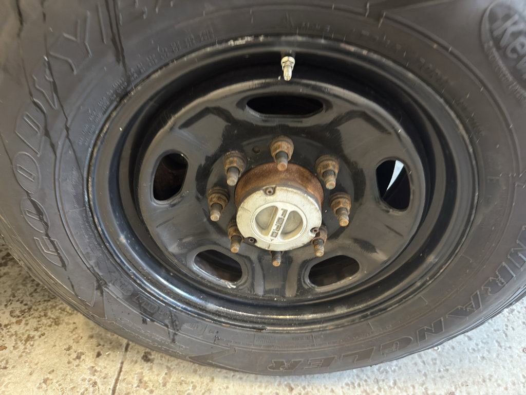 Used 2011 Ford F350 XL w/ Skid Plate Pkg image 30