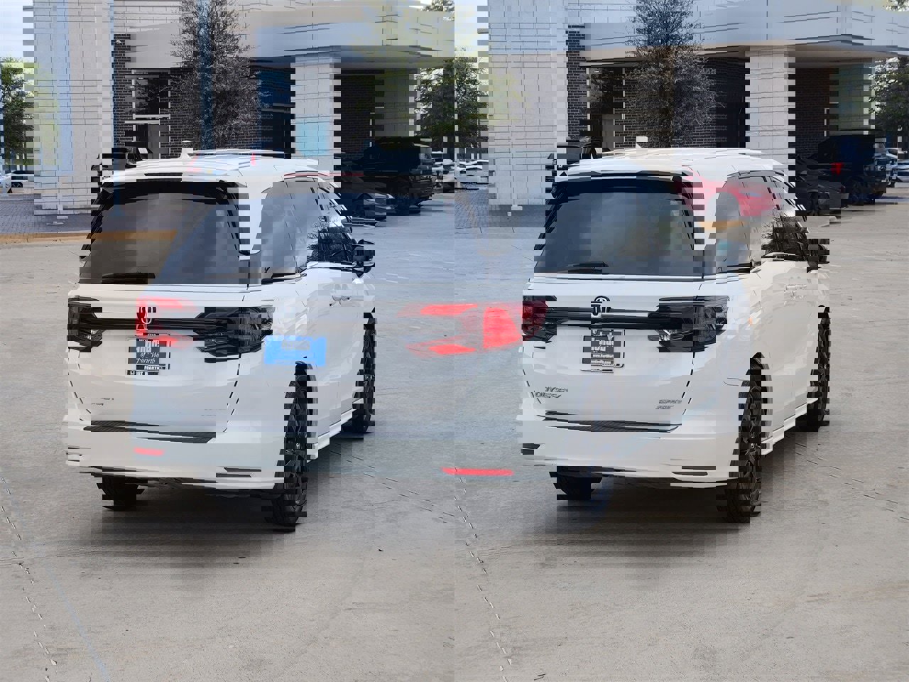 Used 2024 Honda Odyssey Sport image 5