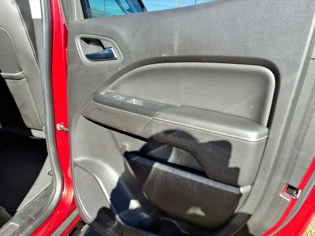 Used 2017 GMC Canyon Denali image 14