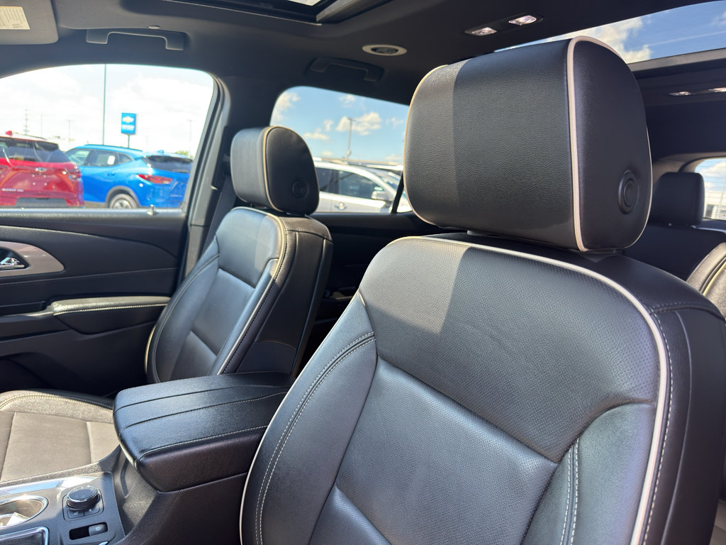 Certified 2023 Chevrolet Traverse Premier w/ Redline Edition AWD/4WD image 27