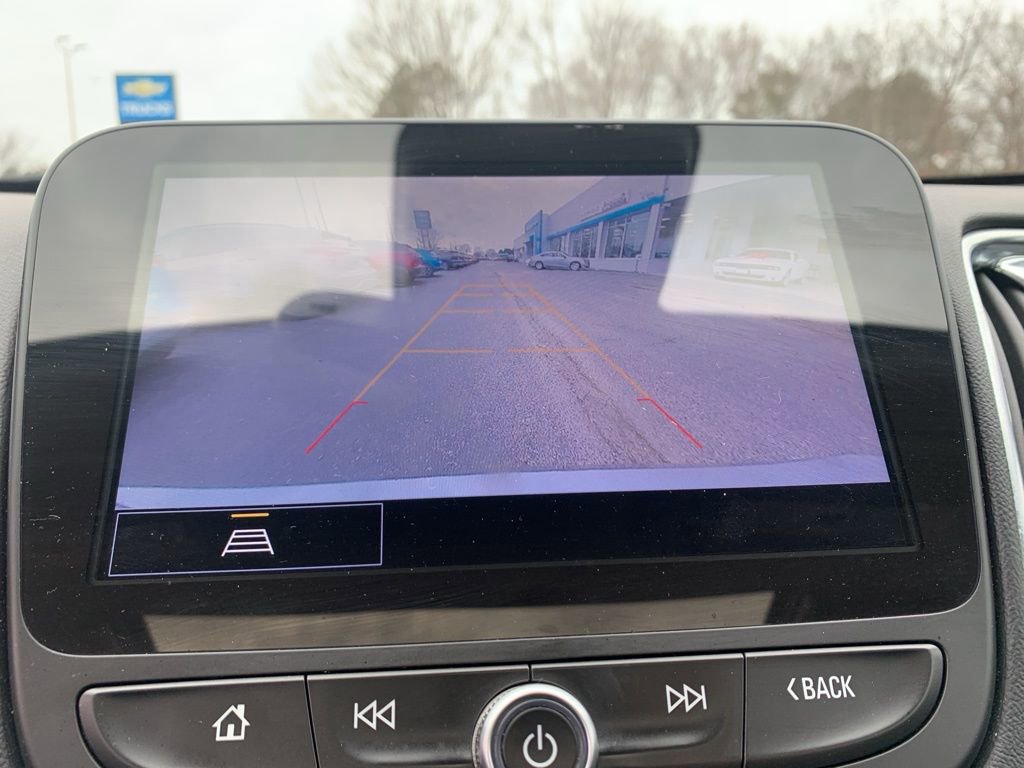 Used 2024 Chevrolet Malibu LT image 24