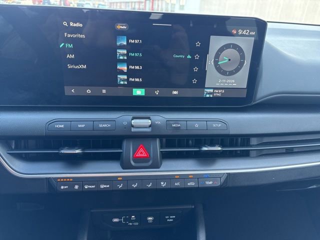 Used 2025 Kia K4 LXS image 13