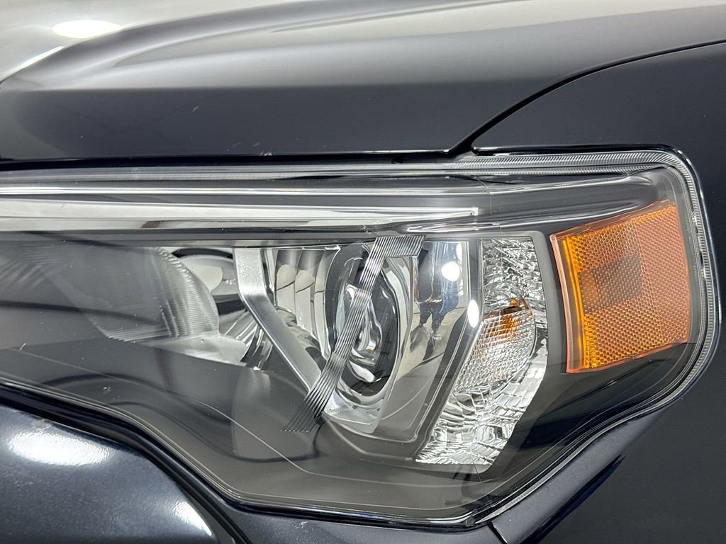 Used 2023 Toyota 4Runner SR5 Premium w/ Moonroof Package image 40